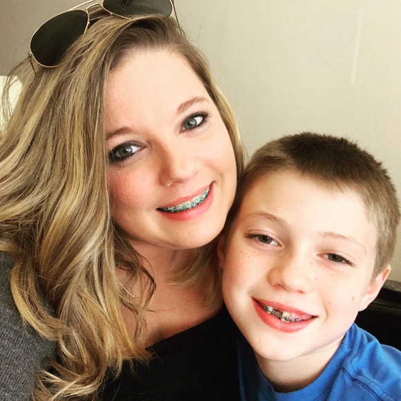 Meet your Posher, Crysty - Picture 3 of 4